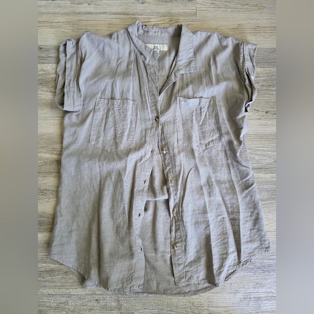 Casual Beige Button-Up Shirt